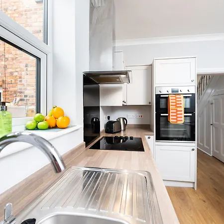 38 Ashville Avenue *
